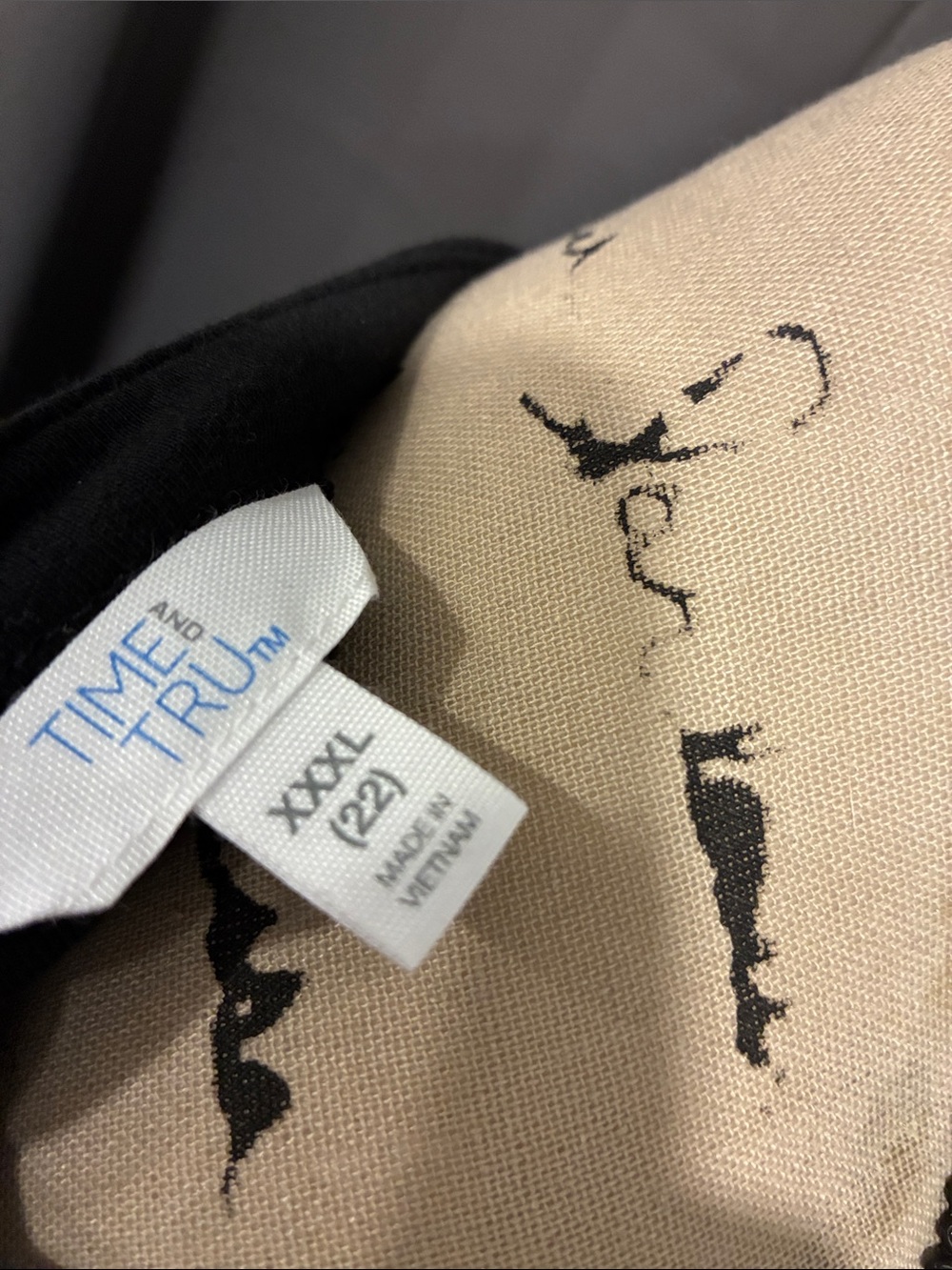 Time and Tru Black Puff Sleeve Short Sleeve Tee - Picture 2 of 10